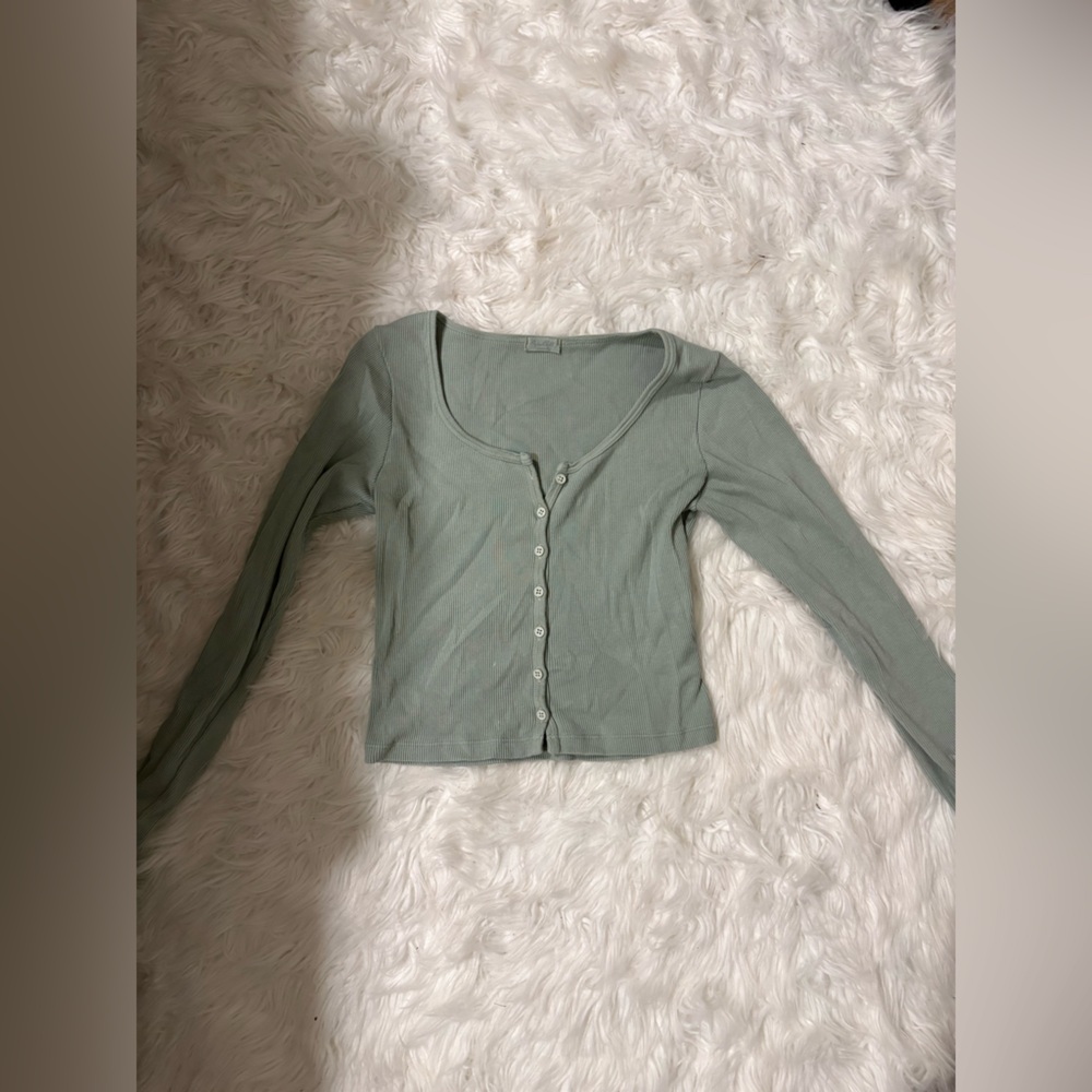 Brandy Melville Light Green Long Sleeve Top
